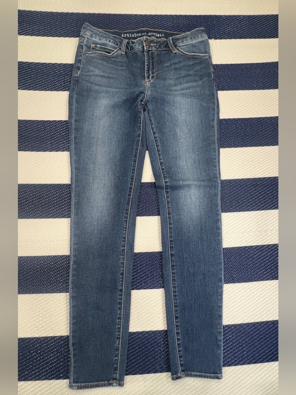 Articles of Society Medium Wash Skinny Jeans Stretch Denim